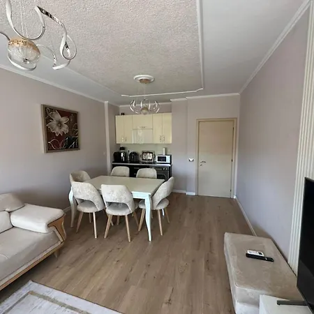 Apartament Tirane 티라나