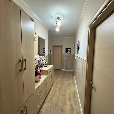 公寓 Apartament Tirane