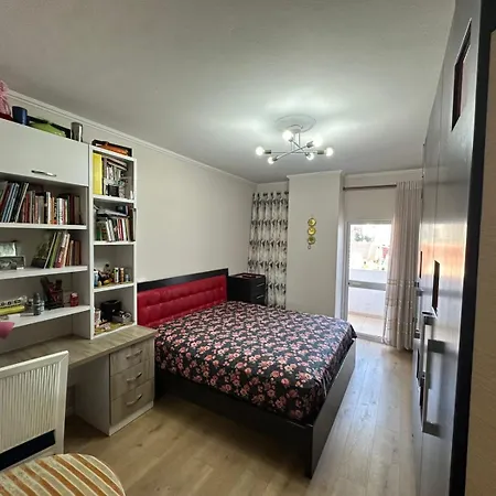 Apartament Tirane Apartamento *